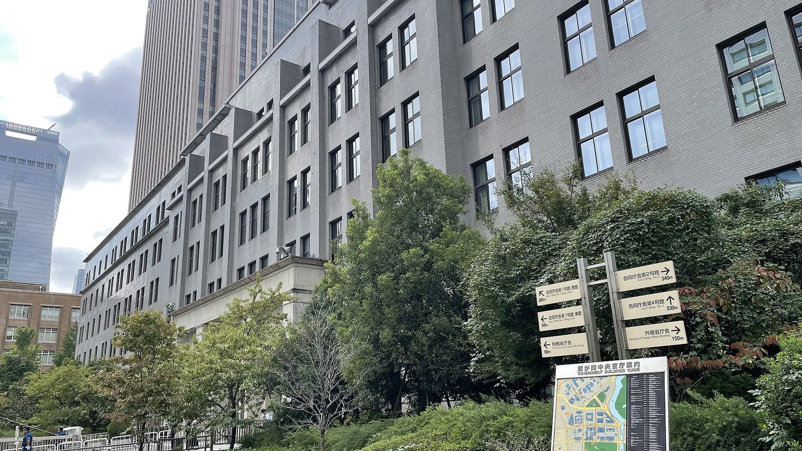 国債3.1%、窓口の「変動10年」は3.1%もらえない